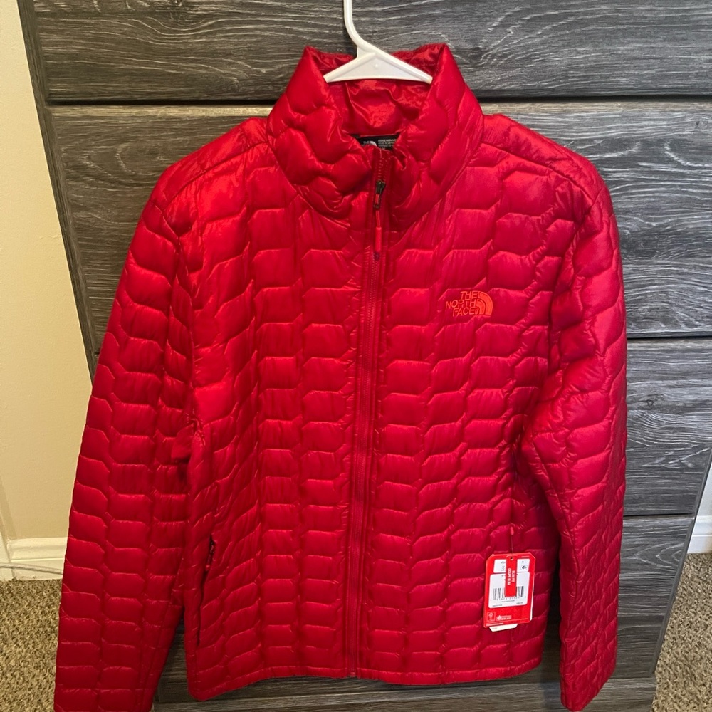 Mens The north face jacket, new, with tags, red, size medium